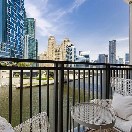 Water Front - Beautiful 1Br Apt On Dubai Marina Apartman Kültér fotó