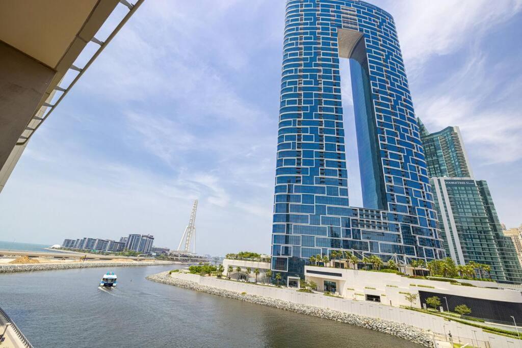 Water Front - Beautiful 1Br Apt On Dubai Marina Apartman Kültér fotó